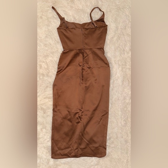 NWOT House of CB BIANCA MOCHA SATIN CORSET MIDI DRESS sz XS - Picture 3 of 6